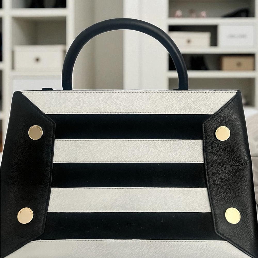 HENRI BENDEL 🎄 Black and White Striped Satchel In New Condition 🎄